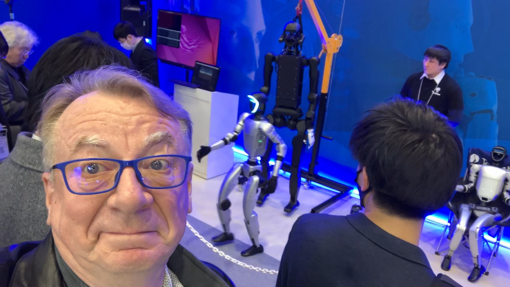 VIDEO: Visit to RoboDEX Robot show. 